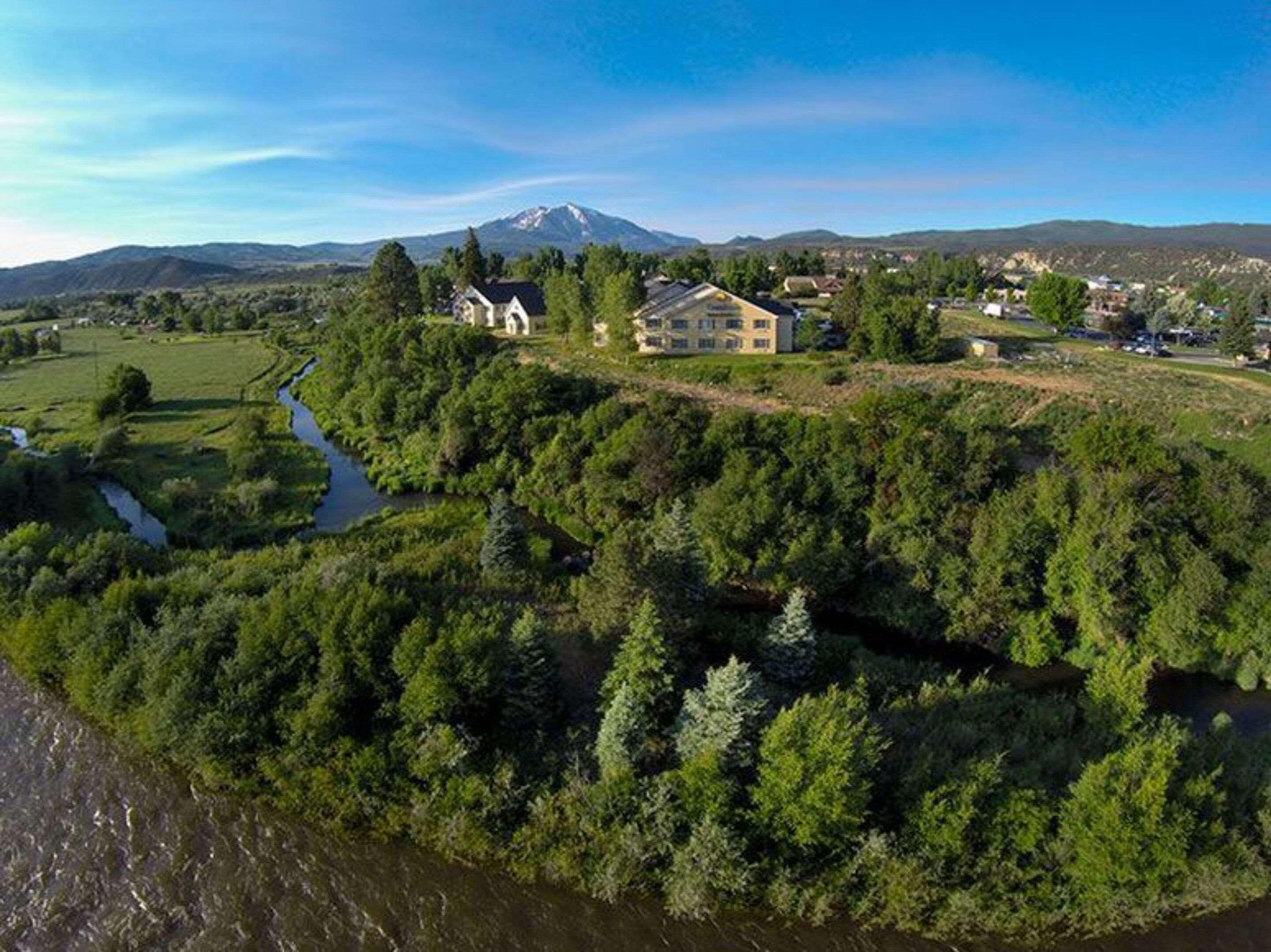 Comfort Inn & Suites Carbondale On The Roaring Fork Exterior foto