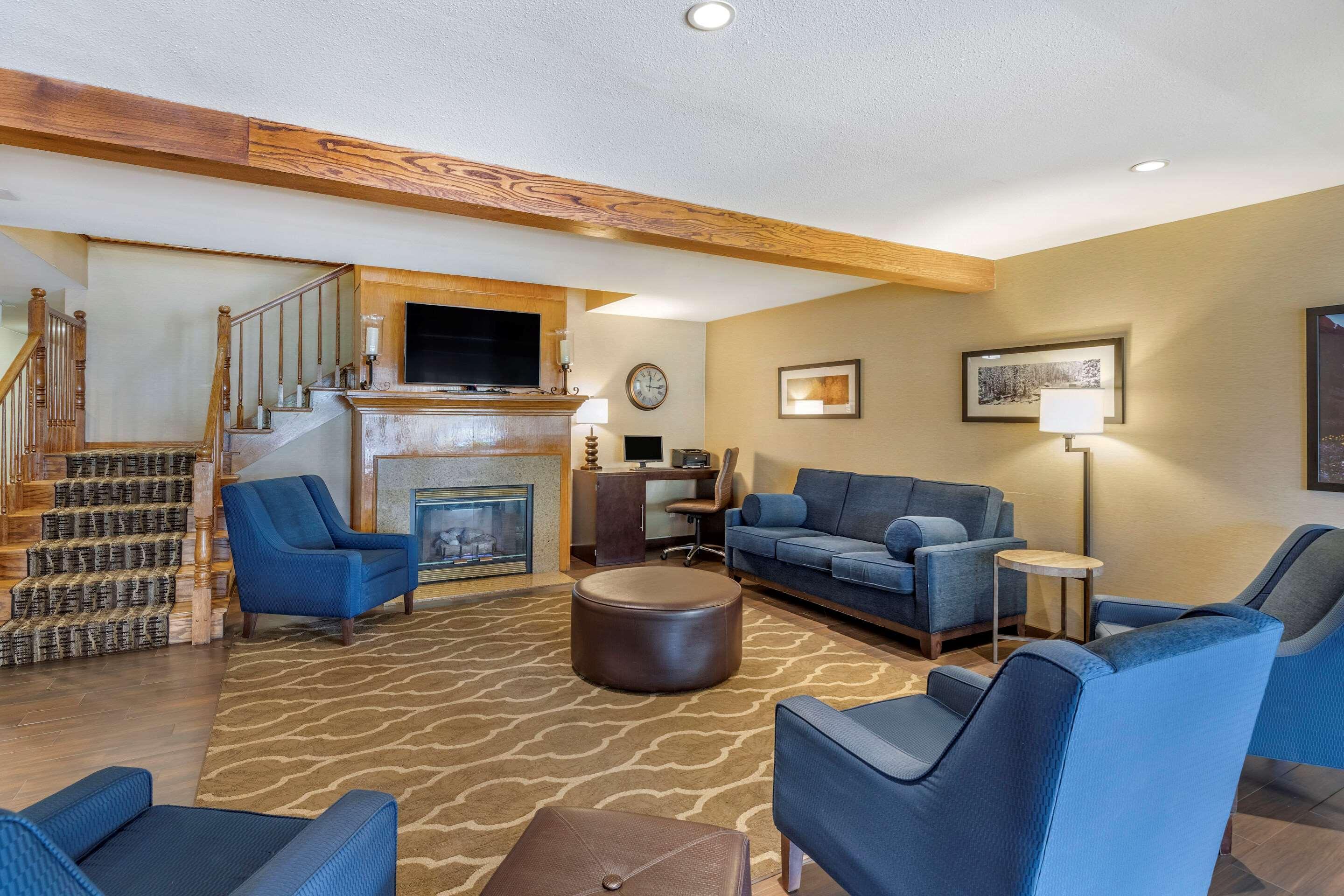 Comfort Inn & Suites Carbondale On The Roaring Fork Exterior foto