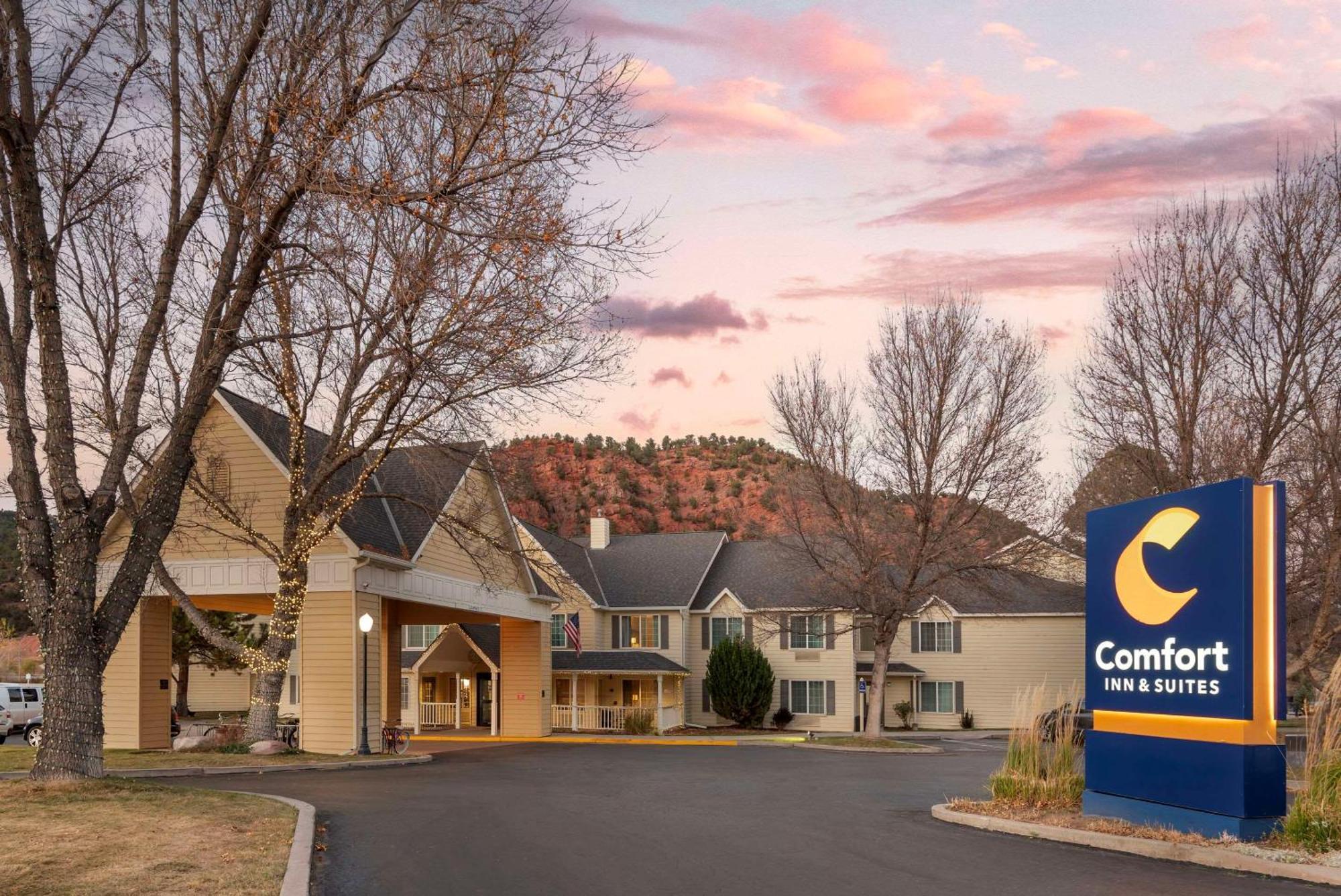 Comfort Inn & Suites Carbondale On The Roaring Fork Exterior foto