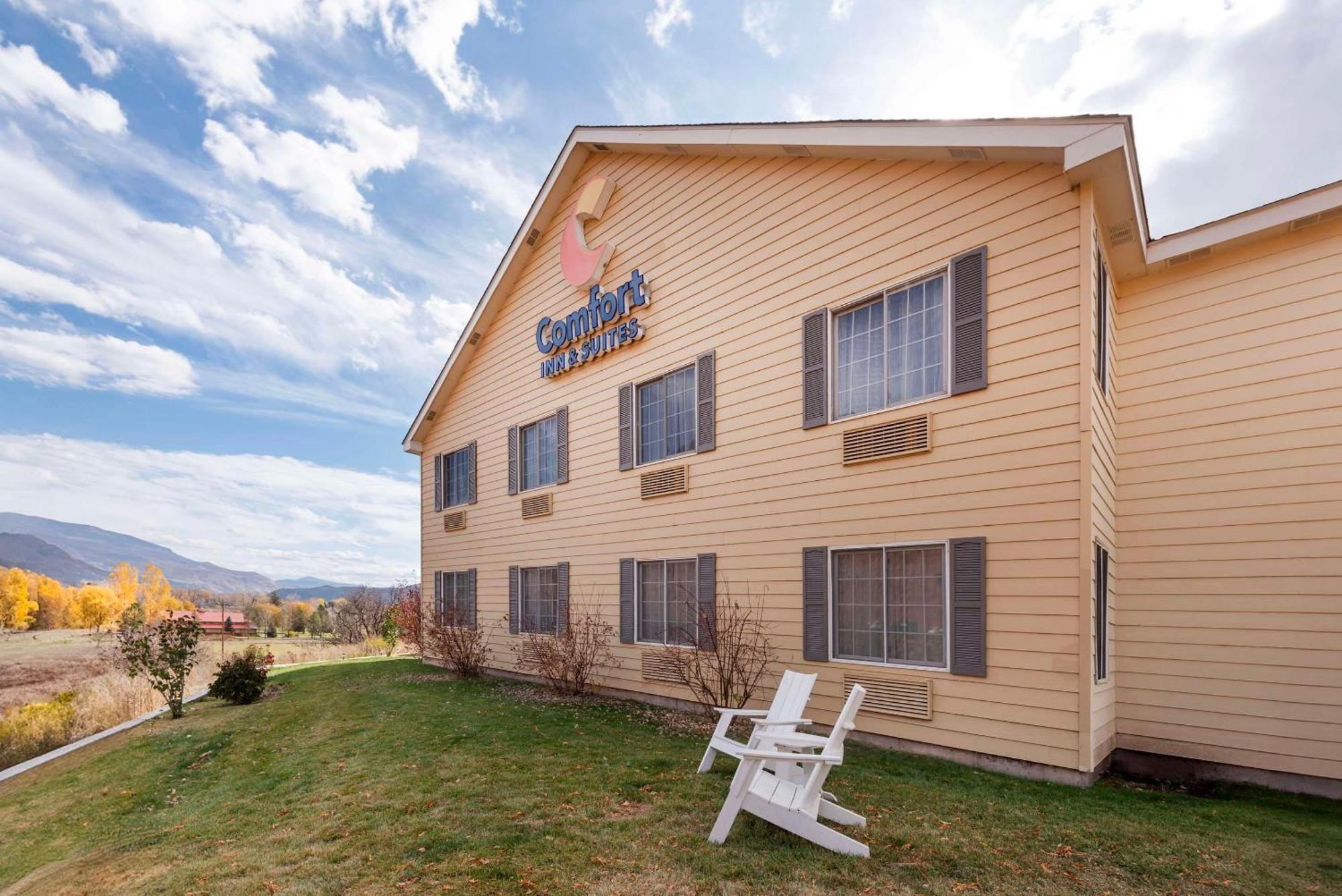 Comfort Inn & Suites Carbondale On The Roaring Fork Exterior foto